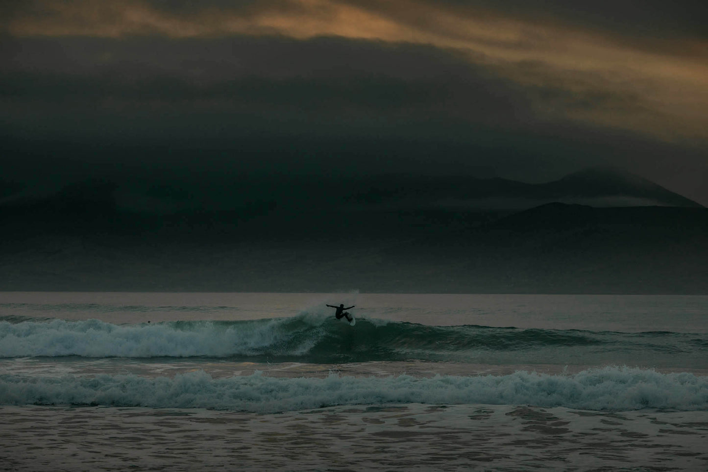 Dusk Surf